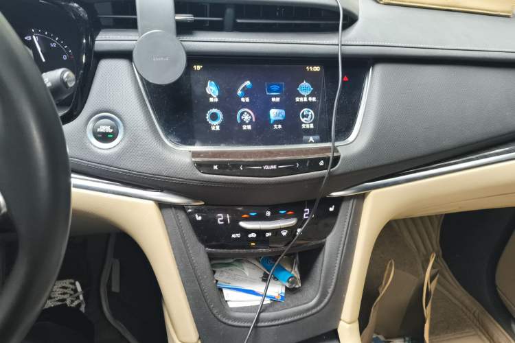 Used Cadillac XT5 2017 Anniversary Edition 28T Four-Wheel Drive Tech Model
