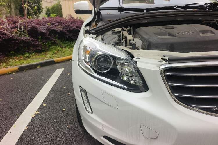 Used Volvo XC60 2015 T5 Smart Upgrade Model