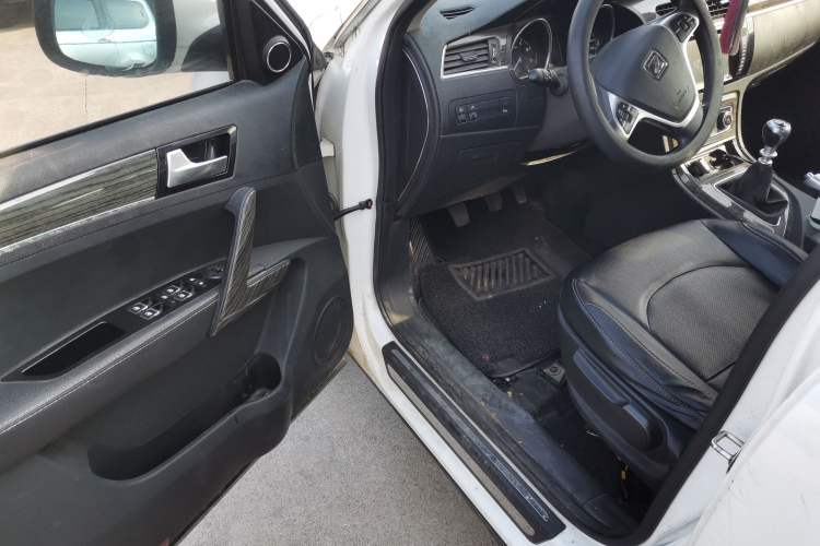 Used Zotye T600 2016 1.5T Manual Luxury Model