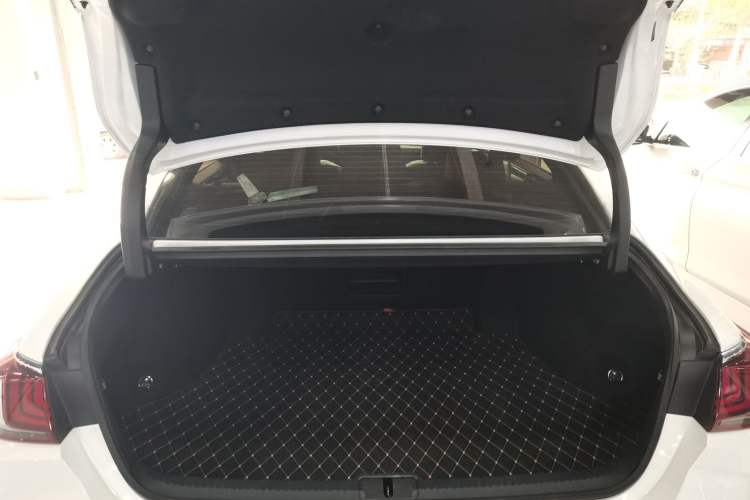 Used Lexus ES 2022 200 Excellence Edition
