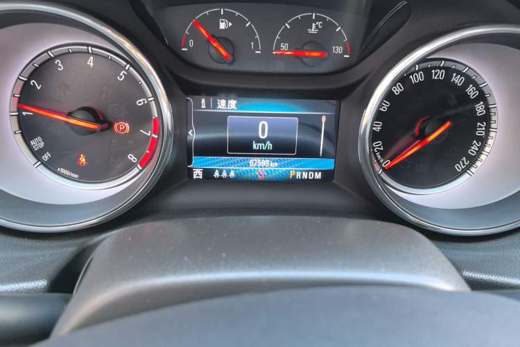 Used Buick Regal 2017 20T Luxury Model Odometer Close Up