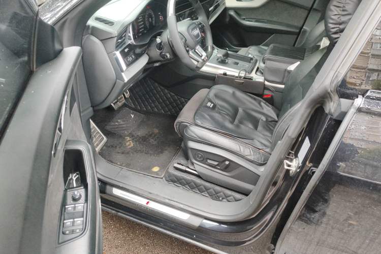 Used Audi Q8 2019 55 TFSI Prestige Dynamic Edition Left Front Seat