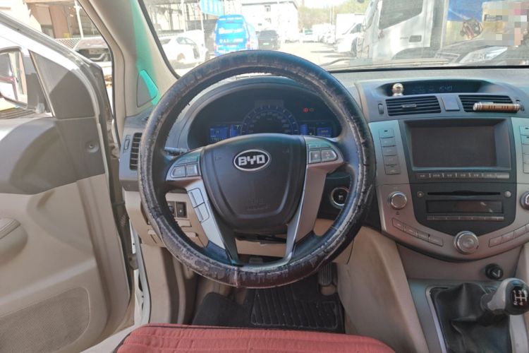Used BYD S6 2011 2.0L Manual Luxury Version