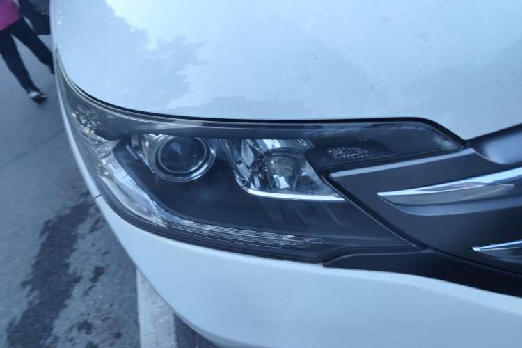 Used Honda CR-V 2012 2.0L two-wheel drive urban version
