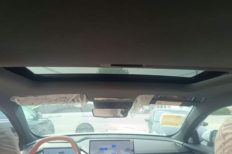 Used Geely Galaxy L6 2025 EM-i 140km Explorer+ Edition
