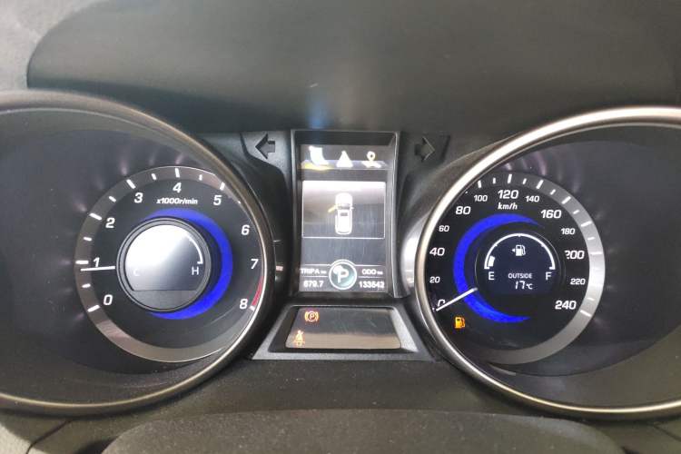 Used Changan CS75 2014 1.8T Automatic Prestige Model China V Standard
