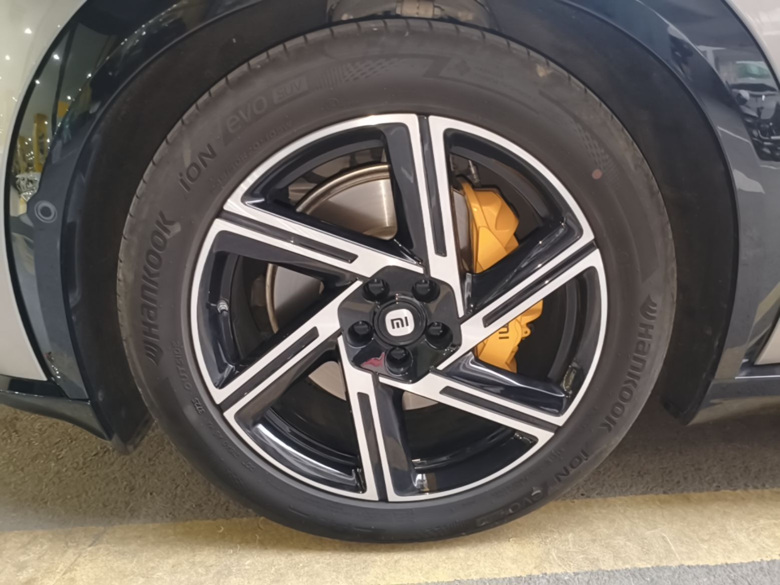 Xiaomi Auto YU7 2025 Ultra-Long Range All-Wheel Drive Pro Version — снимка 10