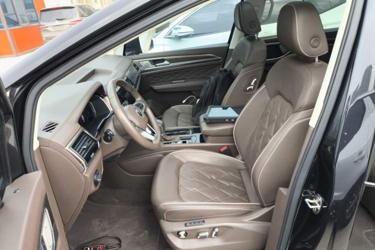 Used Volkswagen Viloran 2020 380TSI Prestige Edition
