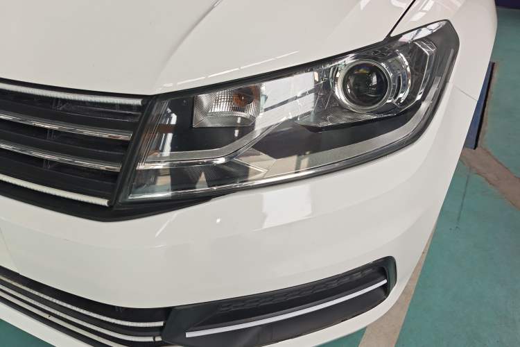 Used Volkswagen Santana 2016 1.6L Manual Fashion Edition