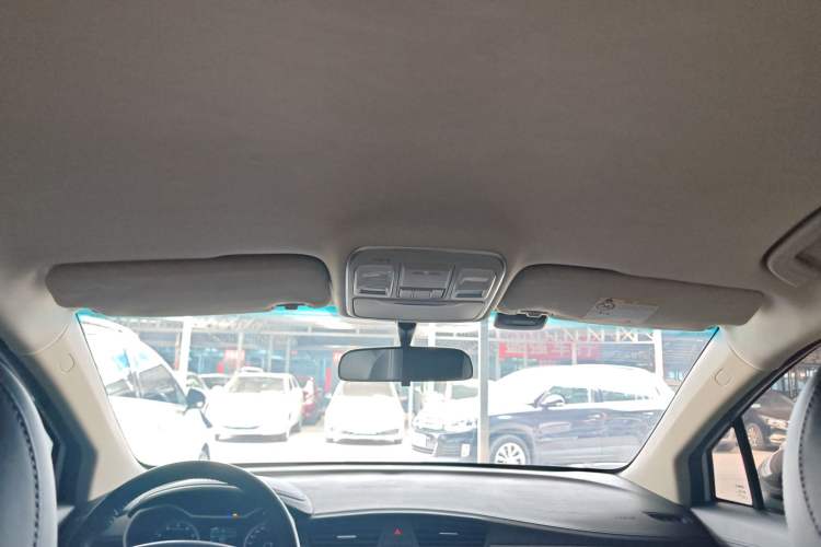 Used Geely Auto Emgrand GS 2016 Elegant Edition 1.3T Manual LingShang Model Headliner