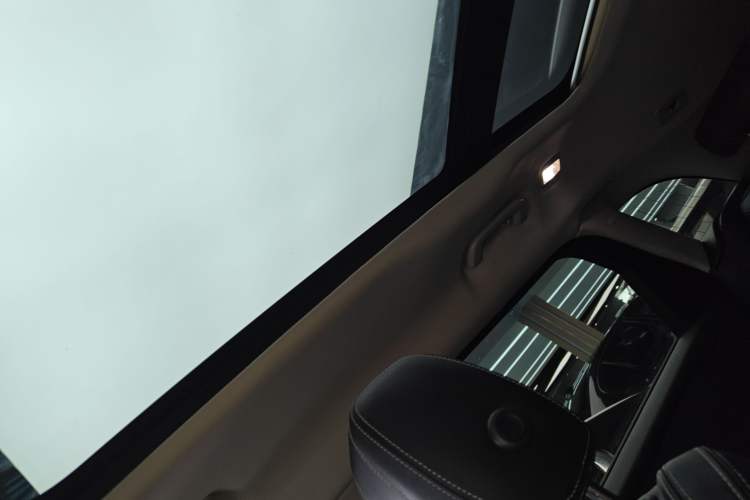 Used Land Rover Range Velar 2018 P250 S