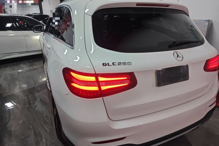 Used Mercedes-Benz GLC 2019 GLC 260 4MATIC Luxury Model
