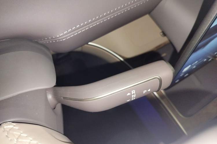 Used Nio ET9 2025 100 kWh Gear Lever