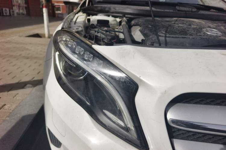 Used Mercedes-Benz GLA 2016 GLA 200 Fashion Model Right Front Headlight