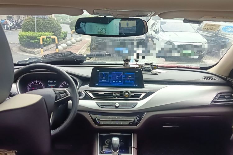 Used CHANGAN Raeton CC 2018 1.5T Automatic Haoya Model Guangmang Edition China V Standard
