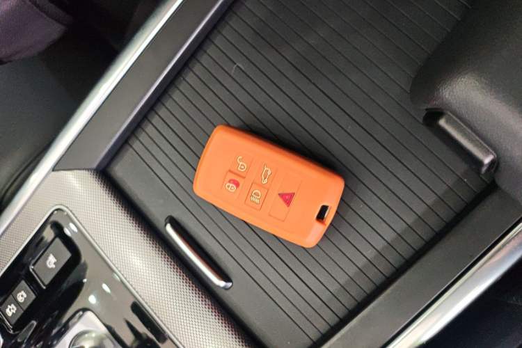 Used Jaguar XEL 2020 2.0T 200PS R-DYNAMIC Youth Sports Edition