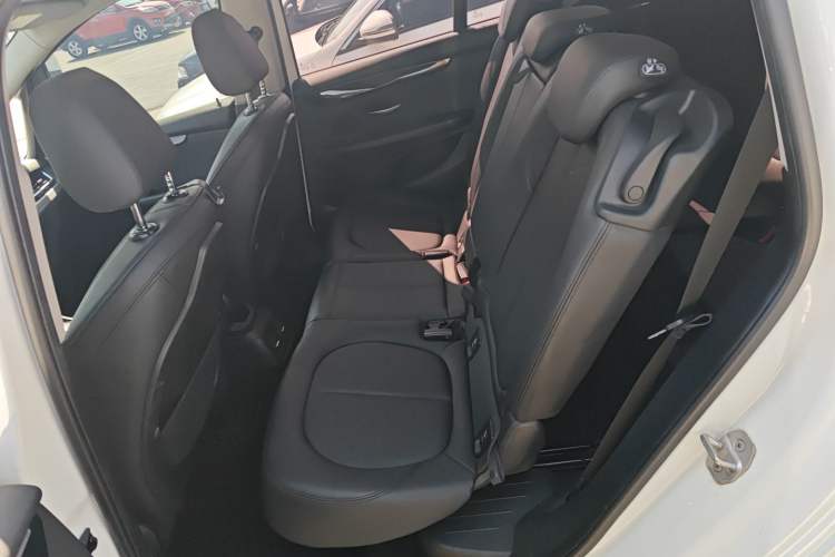 Used BMW 2 Series Gran Tourer 2015 218i Sports Design Package