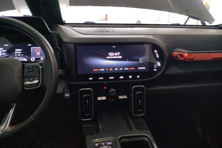 Used Haval DARGO 2022 2.0T DCT All-Wheel-Drive Xiaotianque Version Audio And AC Panel