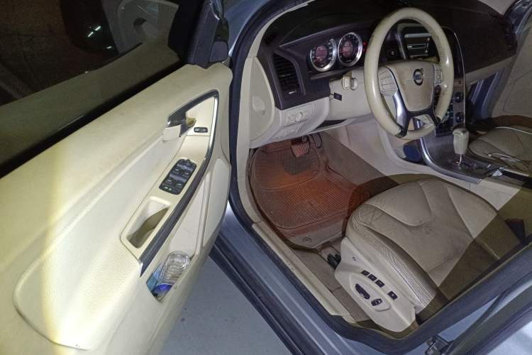 Used Volvo XC60 2012 T5 Zhiya Edition Driver Seat