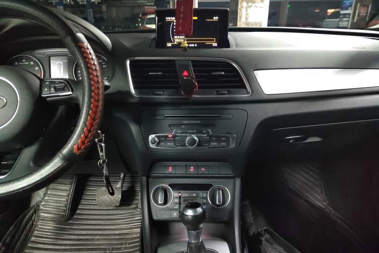 Used Audi Q3 2018 30th Anniversary Edition 30 TFSI Fashion Model
