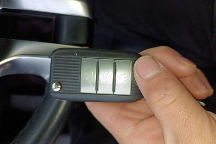 Used Roewe RX5 2019 20T Two-Wheel Drive Automatic 4G Connected Platinum Edition