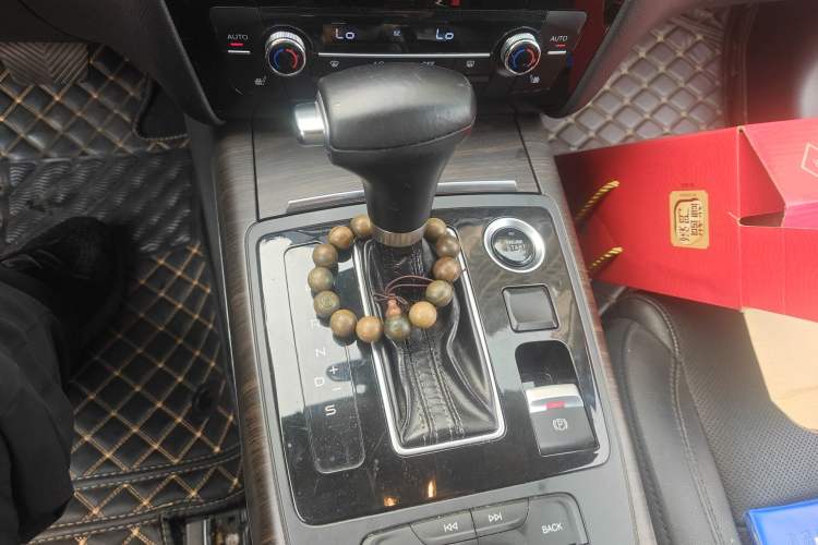 Used JAC Group Refine A60 2017 1.5 TGDI Automatic Luxury Business Model Gear Lever