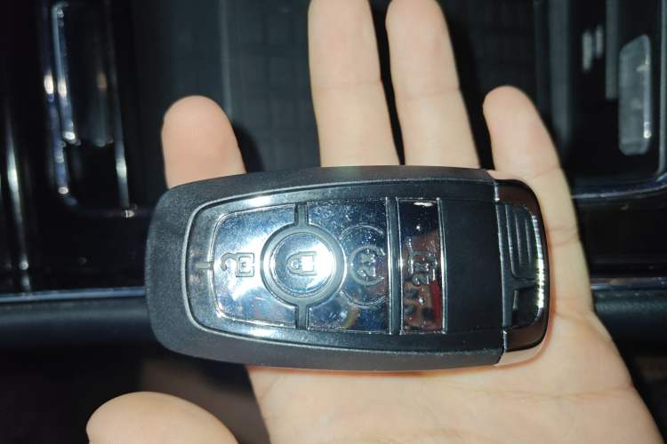 Used Lincoln Aviator 2020 3.0T V6 All-Wheel Drive Executive Version