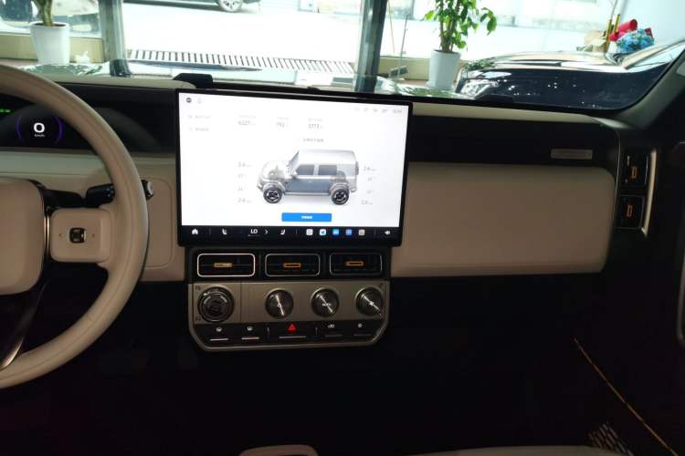 Used iCAR V23 2026 Model 550 Two-Wheel Drive Super Sports Edition Audio And AC Panel