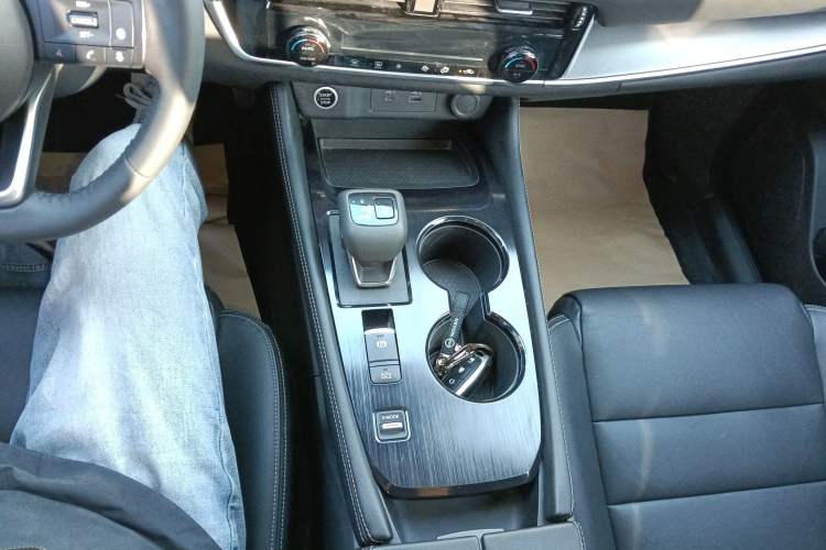 Used Nissan X-Trail 2021 VC-Turbo 300 CVT 2WD Luxury Edition
