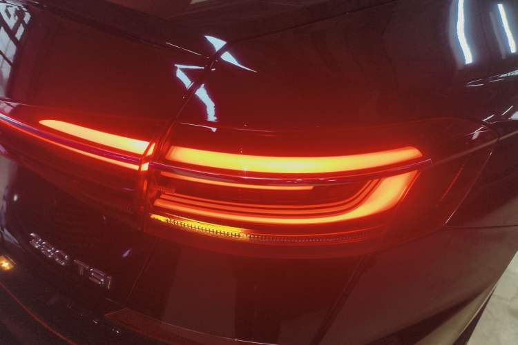 Used Volkswagen Passat 2023 Revised 380TSI Luxury Edition
