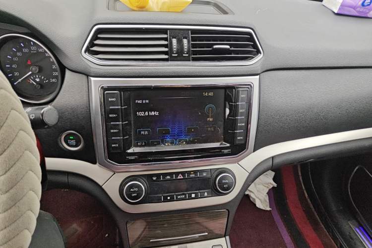 Used Haval H6 Coupe 2016 Blue Label 1.5T Manual Two-Wheel Drive Elite Model
