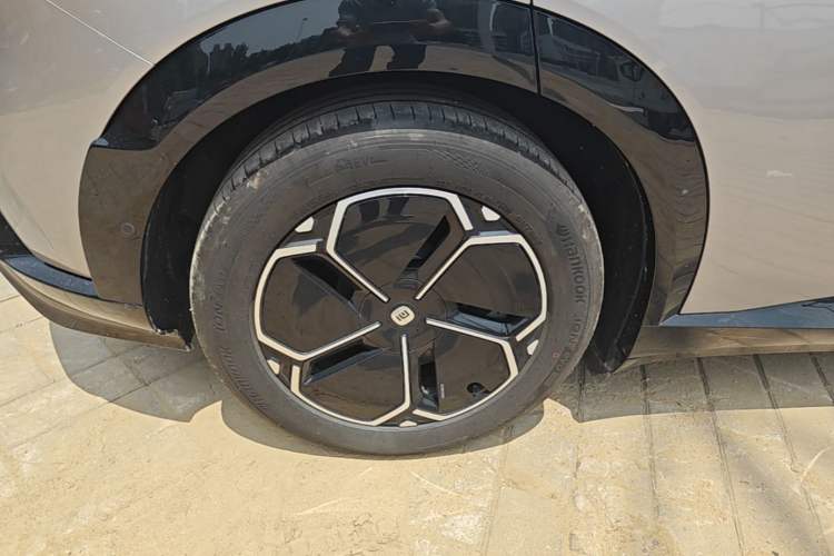 Used Xiaomi Auto YU7 2025 Ultra-Long Range Rear-Wheel Drive Version