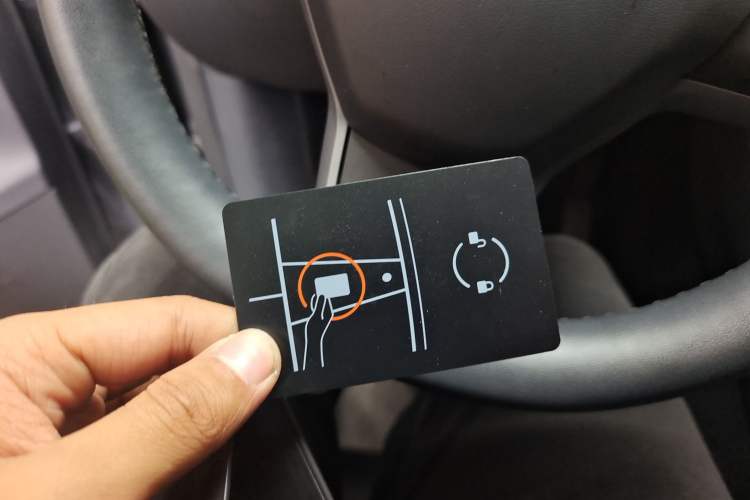 Used Tesla Model Y 2024 Rear-Wheel-Drive Version Vehicle Key