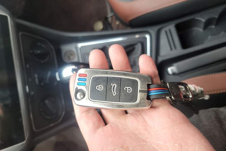 Used Volkswagen Lavida 2019 Lavida Start 1.5L Automatic Comfort Edition China VI Standard Vehicle Key