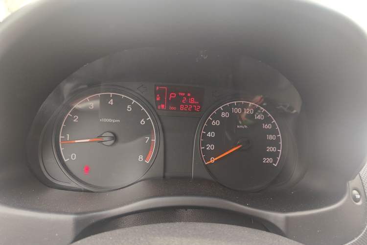 Used Hyundai Verna (older generation) 2016 1.4L Automatic Smart GLS Odometer Close Up