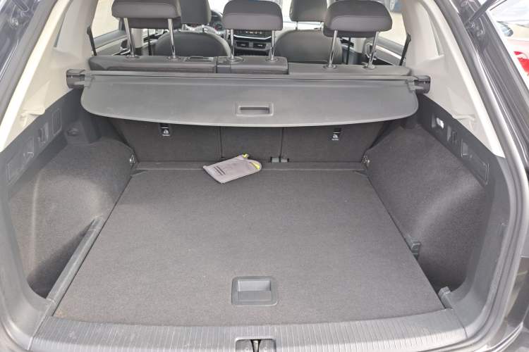 Used Volkswagen Tayron 2020 330TSI Two-Wheel Drive Luxury Smart Connectivity Version
