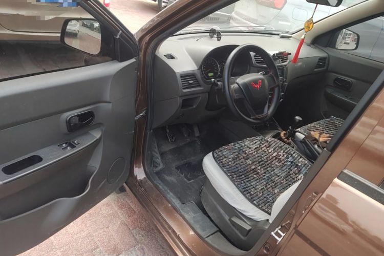 Used Wuling Hongguang 2021 1.5L S Base Version LAR Driver Seat