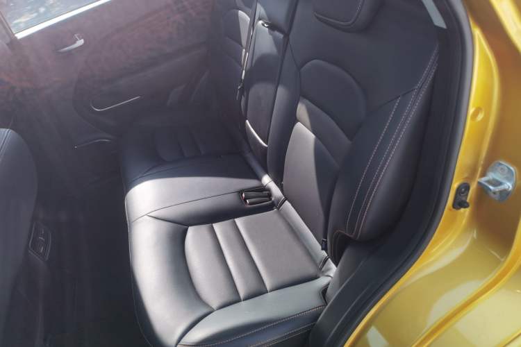 Used AION Trumpchi GE3 2018 530 Internet Enjoyment Version Left Rear Seat