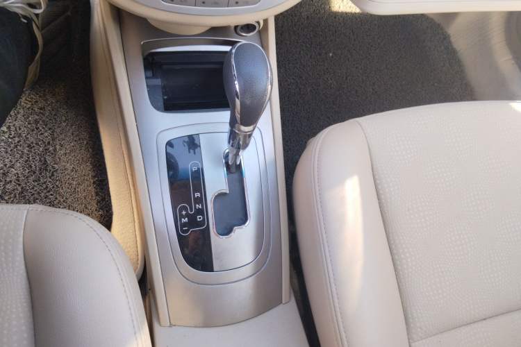 Used Buick Excelle 2013 1.5L Automatic Classic Model