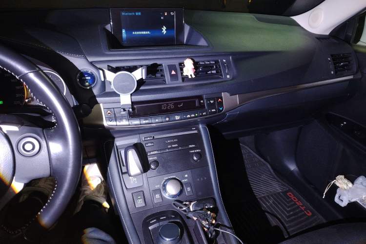 Used Lexus CT 2014 CT200h Comfort Edition Two-Tone
