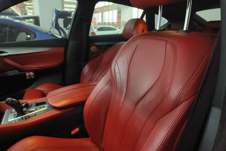 Used BMW X6 2019 xDrive35i Luxury Model with M Sport Package