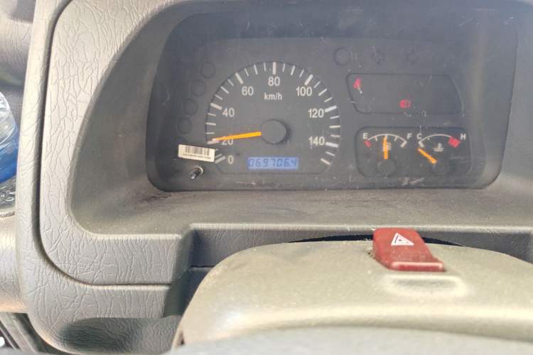 Used Dongfeng Xiaokang K07II 2013 1.0L Base Version Odometer Close Up