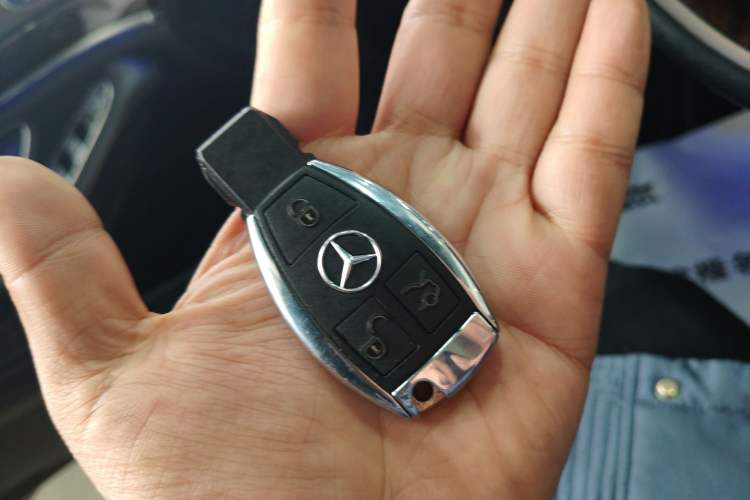 Used Mercedes-Benz S-Class 2014 S 320 L Business Model