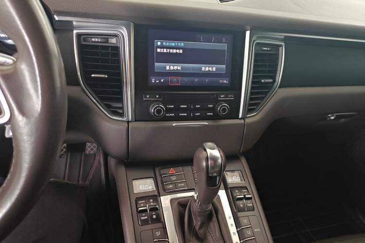 Used Porsche Macan 2016 Macan 2.0T