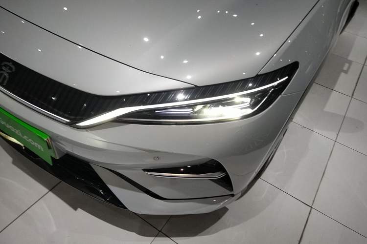 Used BYD Song L EV 2025 Intelligent Driving Version 662 km LiDAR Excellence Edition