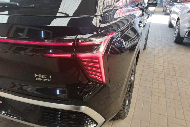 Used Hongqi HS3 PHEV 2025 Model PHEV 117km Jingwei PLUS Edition
