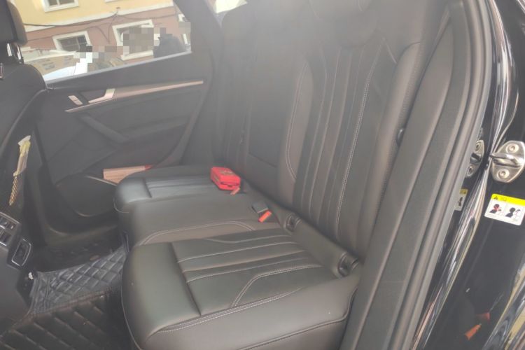 Used Audi Q5L 2024 40 TFSI Luxury Dynamic Edition Left Rear Seat
