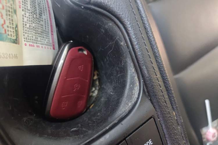 Used Cadillac XT4 2018 28T Two-Wheel-Drive Luxury Model