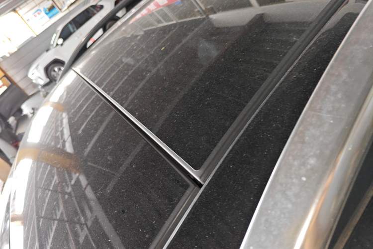 Used Mercedes-Benz M-Class 2015 ML 400 4MATIC Dynamic Model Roof