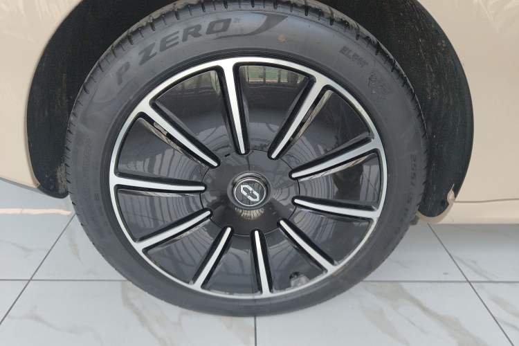 Used Hima AITO M5 2023 Pure Electric All-Wheel Drive Intelligent Driving Version Exterior 5